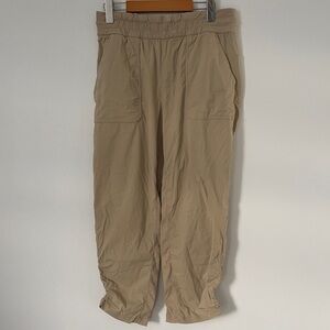 Lululemon Beyond the Studio Crop size 8